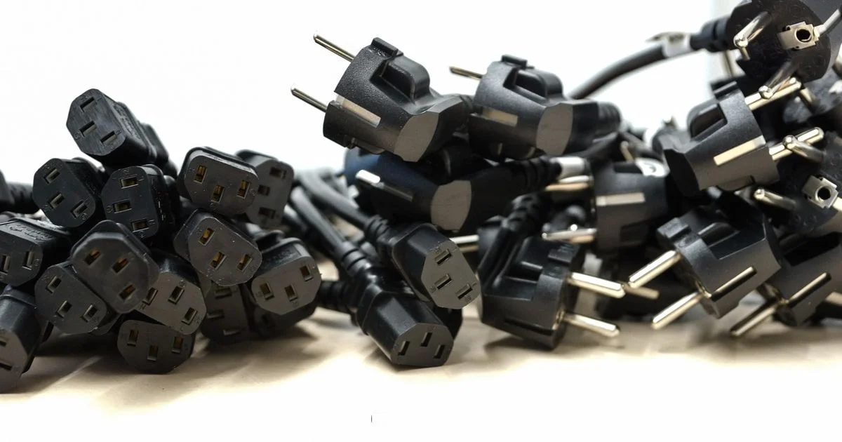 Three Prong Plug - Genset Cost
